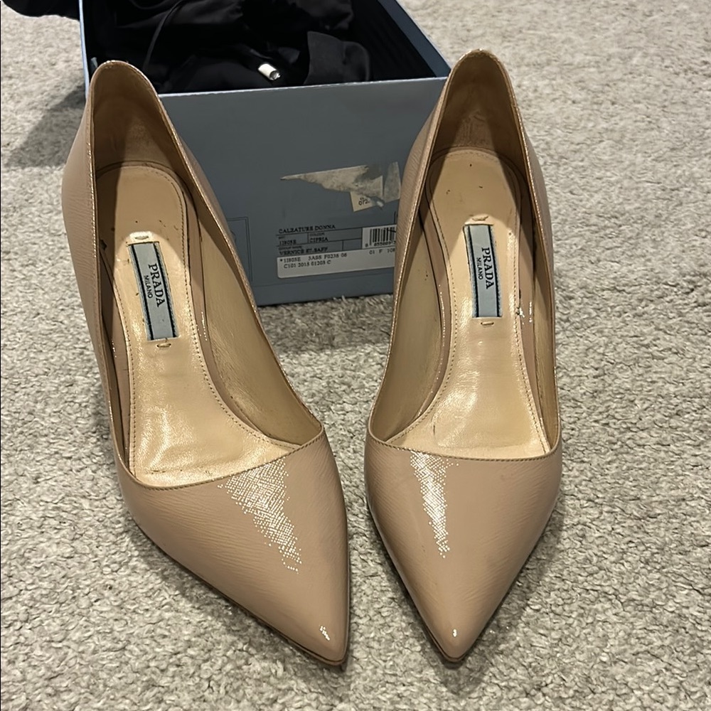 Prada perfect fit nude heels